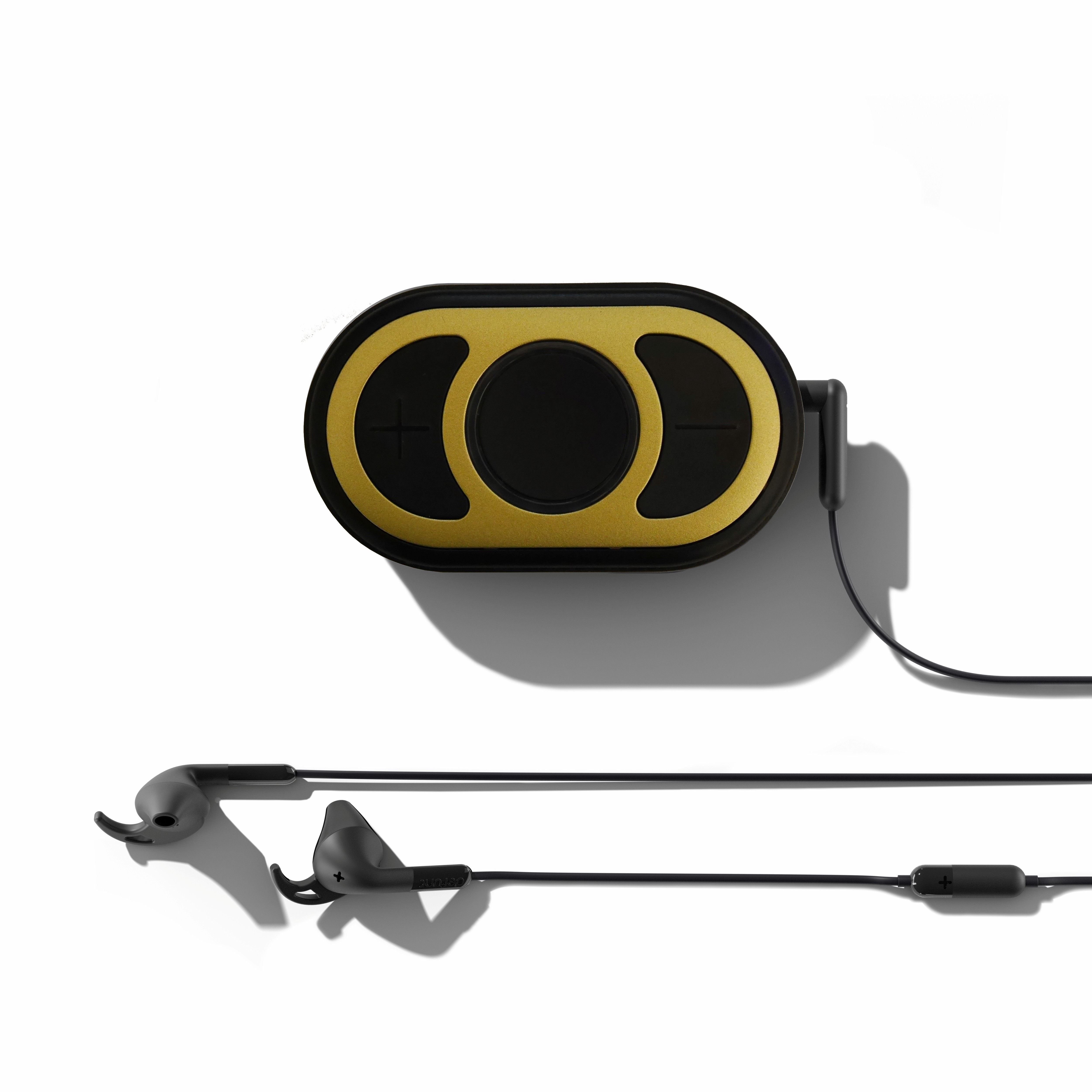 CEECOACH PLUS gold mit einem Headset
